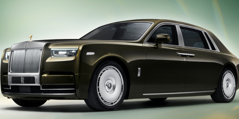 2023 Rolls-Royce Phantom Extended performance
