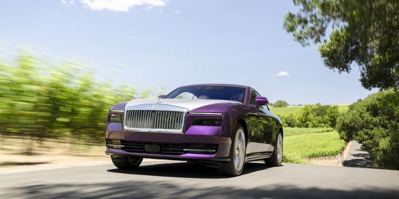 2024 Rolls-Royce Spectre performance