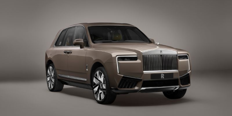 2025 Rolls-Royce Cullinan Series II technology