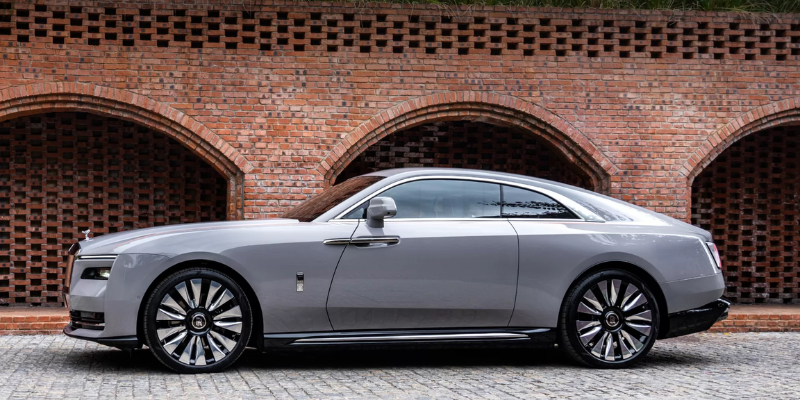 2026 Rolls-Royce Spectre design