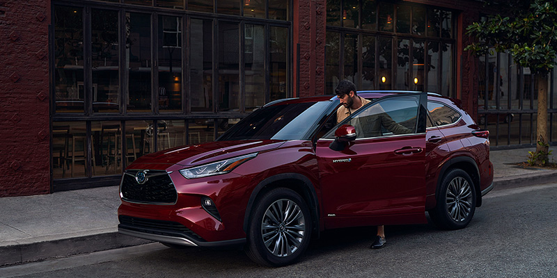 New Toyota Highlander Hybrid for Sale Dearborn MI