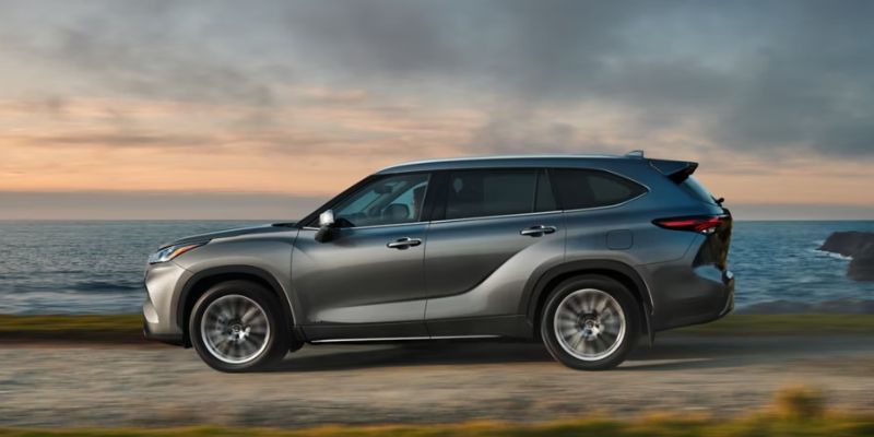 2025 Toyota Highlander Hybrid performance
