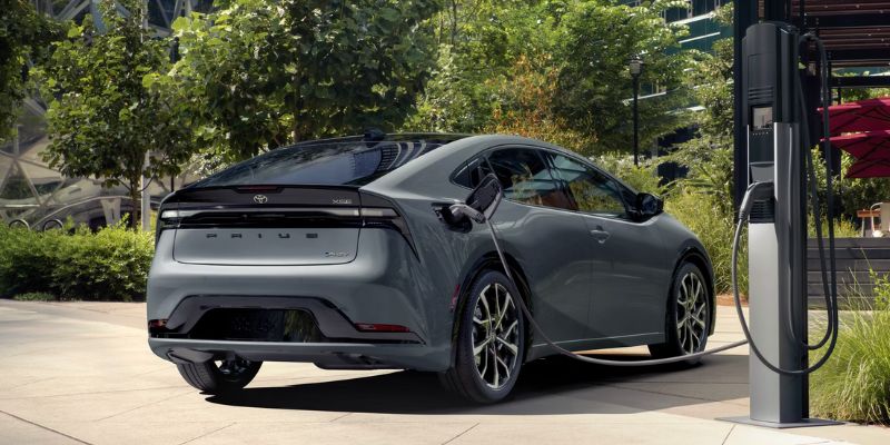 Used Toyota Prius Plug-In Hybrid for sale Matteson IL