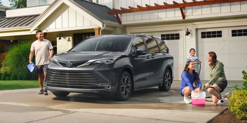  2026 Toyota Sienna performance