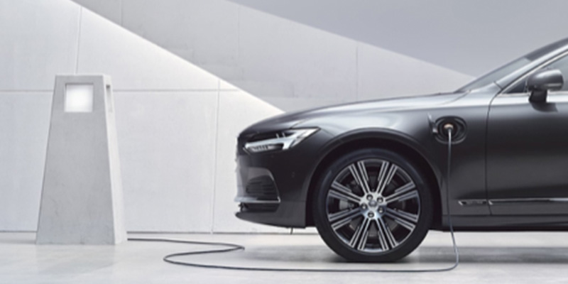  2021 Volvo S90 Recharge performance