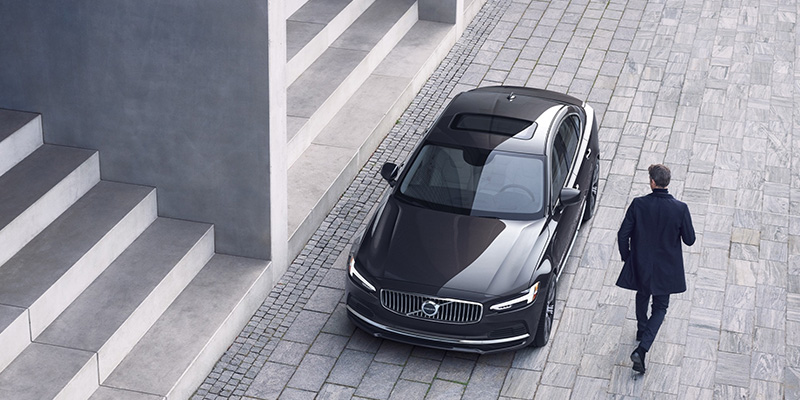 2021 Volvo S90 technology