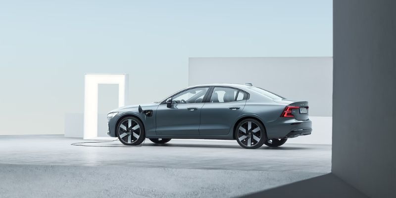 2024 Volvo S60 Recharge technology