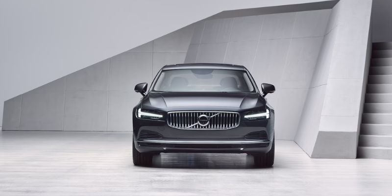 2024 Volvo S90 Recharge design