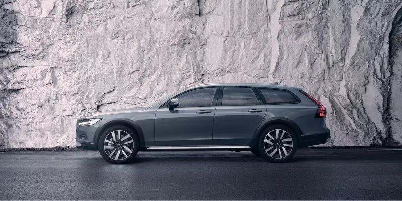 2024 Volvo V90 Cross Country design