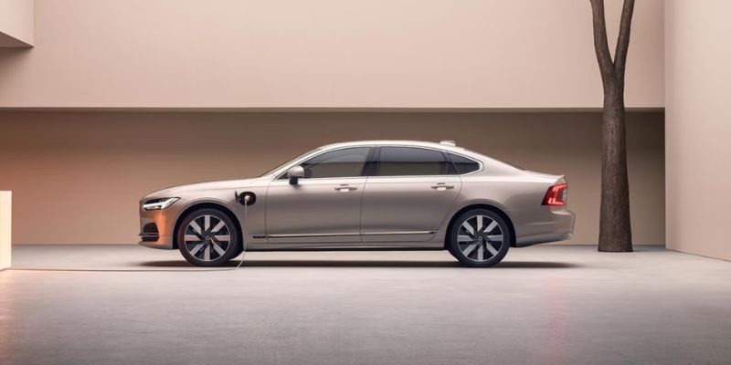 New Volvo S90 plug-in hybrid for Sale Sacramento CA