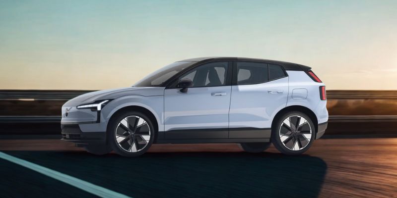 2026 Volvo EX30 (SUV)