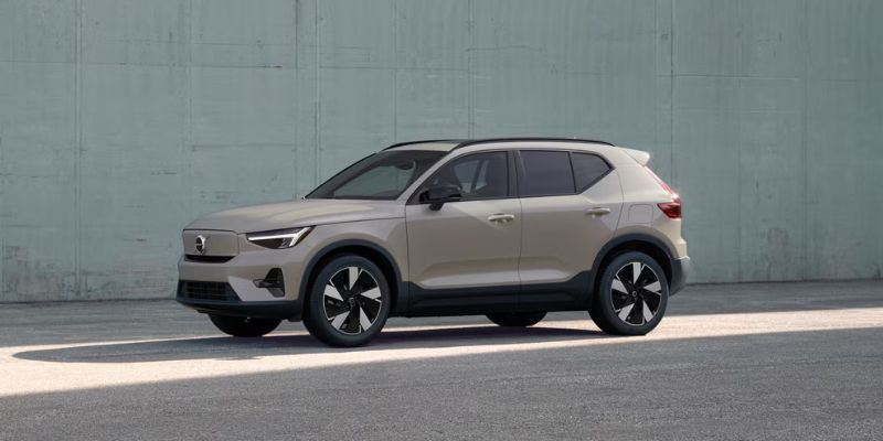  2026 Volvo EX40 performance