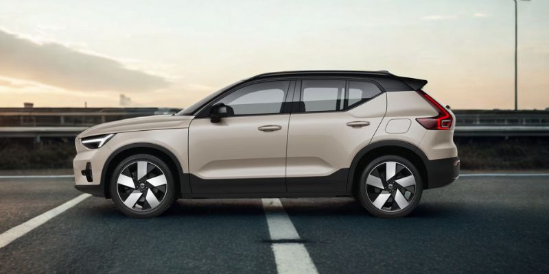 2026 Volvo EX40 technology