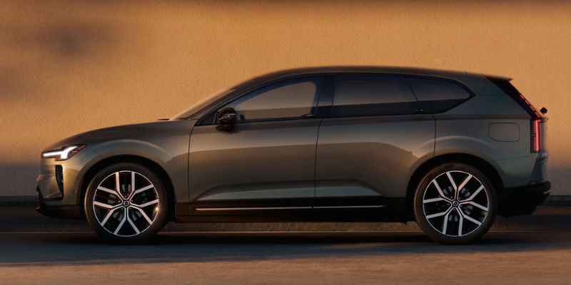 2026 Volvo EX60 technology